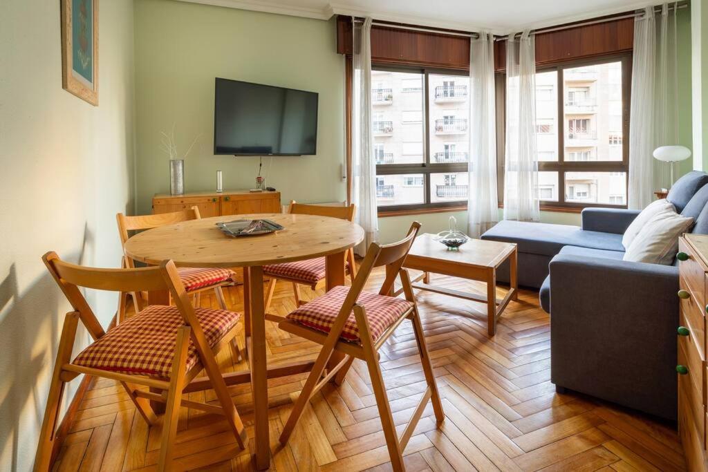 Apartamento Centro De Vigo Con Paking Gratuito ภายนอก รูปภาพ
